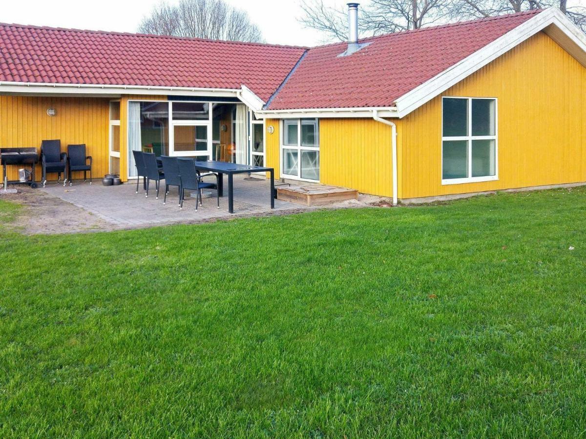 12 Person Holiday Home In Nordborg Kommune Exterior foto